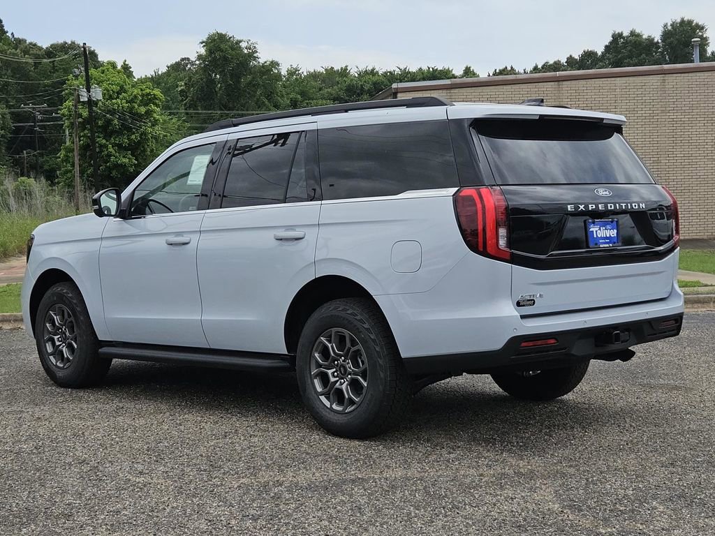 New 2026 Ford Expedition Active RWD image 7