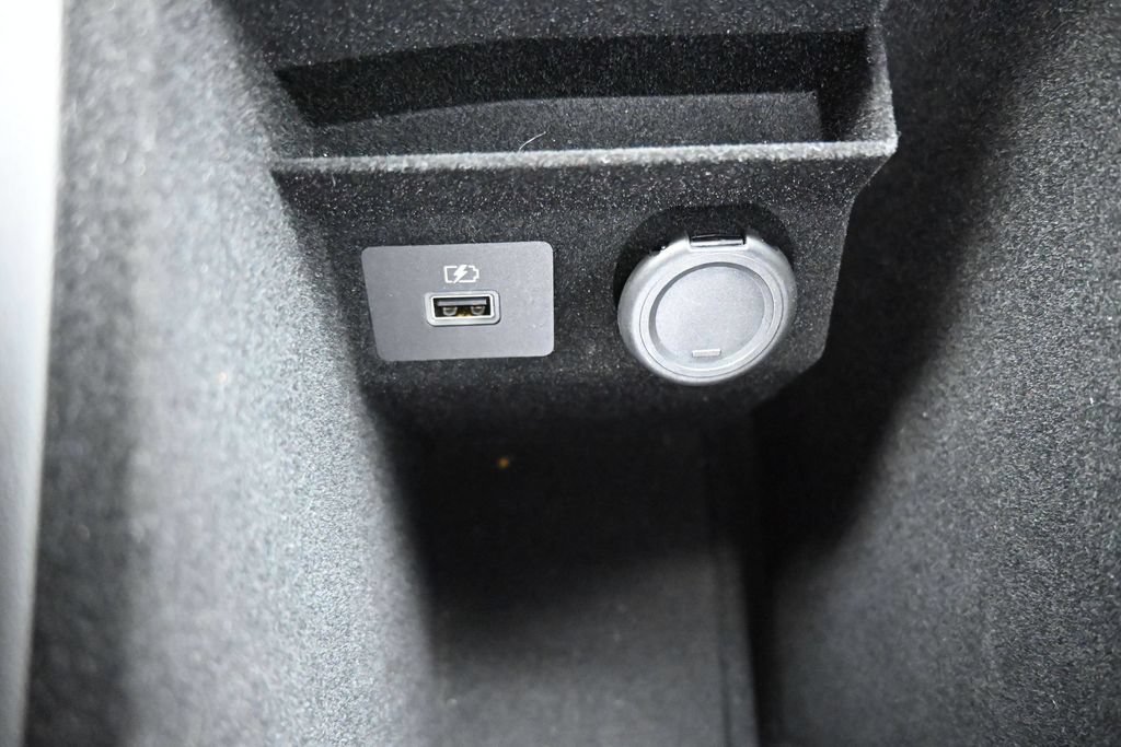 Used 2023 INFINITI QX60 Luxe w/ Vision Package FWD image 19