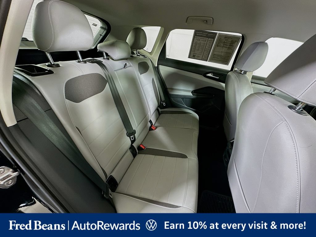 Certified 2023 Volkswagen Taos SE AWD/4WD image 31