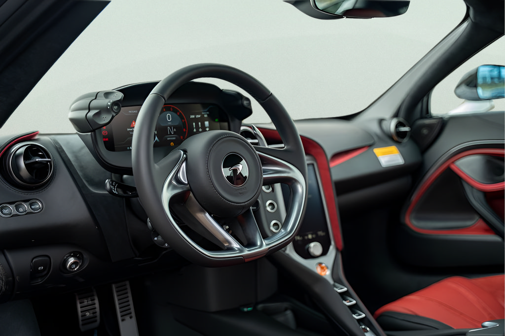 New 2026 McLaren 750S Spider RWD image 28