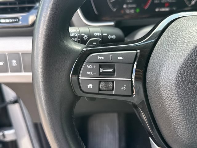 Used 2025 Honda Pilot Touring image 18