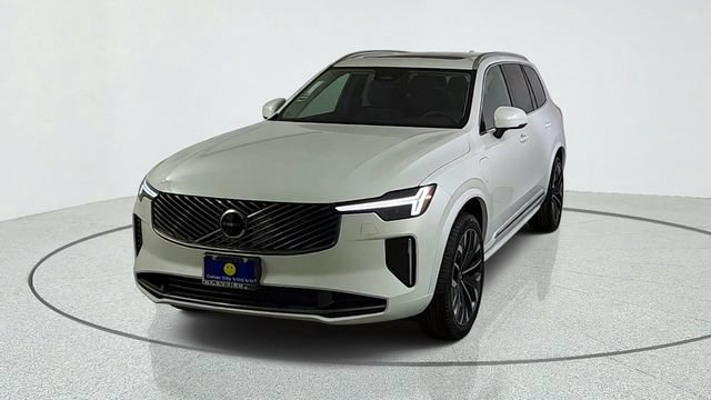 New 2026 Volvo XC90 T8 Core w/ Protection Package Premier AWD/4WD image 2
