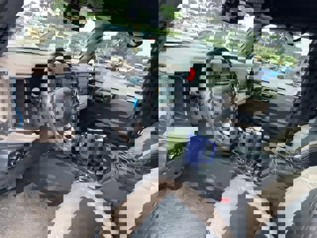 Used 2023 Ford Bronco Wildtrak image 11