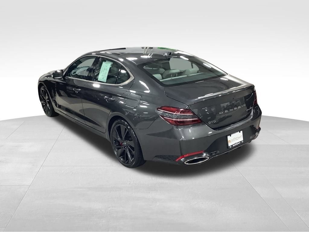 Used 2023 Genesis G70 3.3T w/ Sport Prestige Package image 7