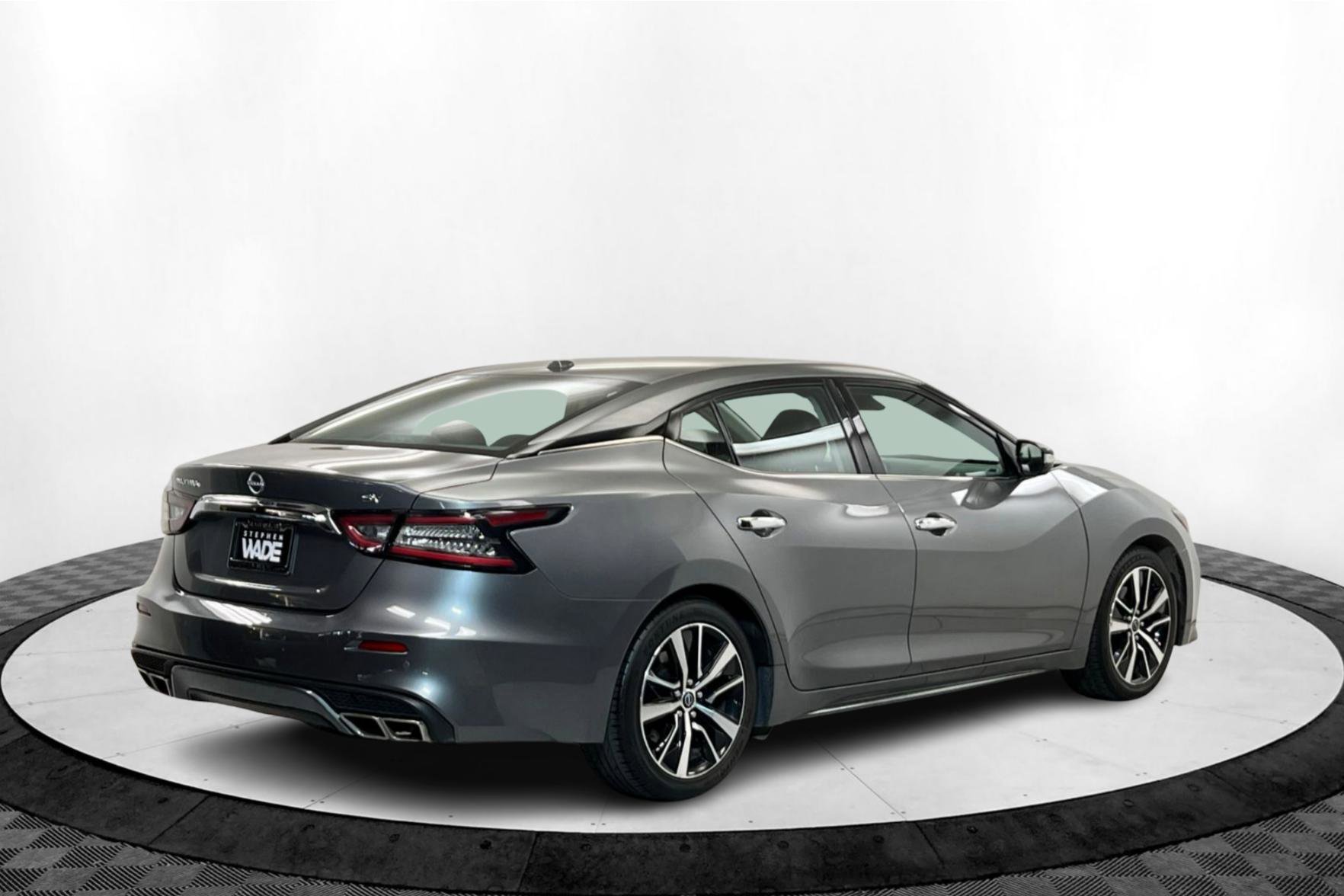 Used 2023 Nissan Maxima SV w/ Floor Mat Group image 5