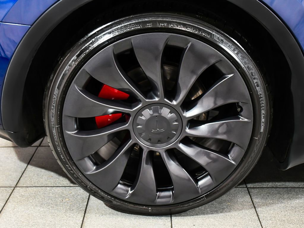 Used 2023 Tesla Model Y Performance AWD/4WD image 8