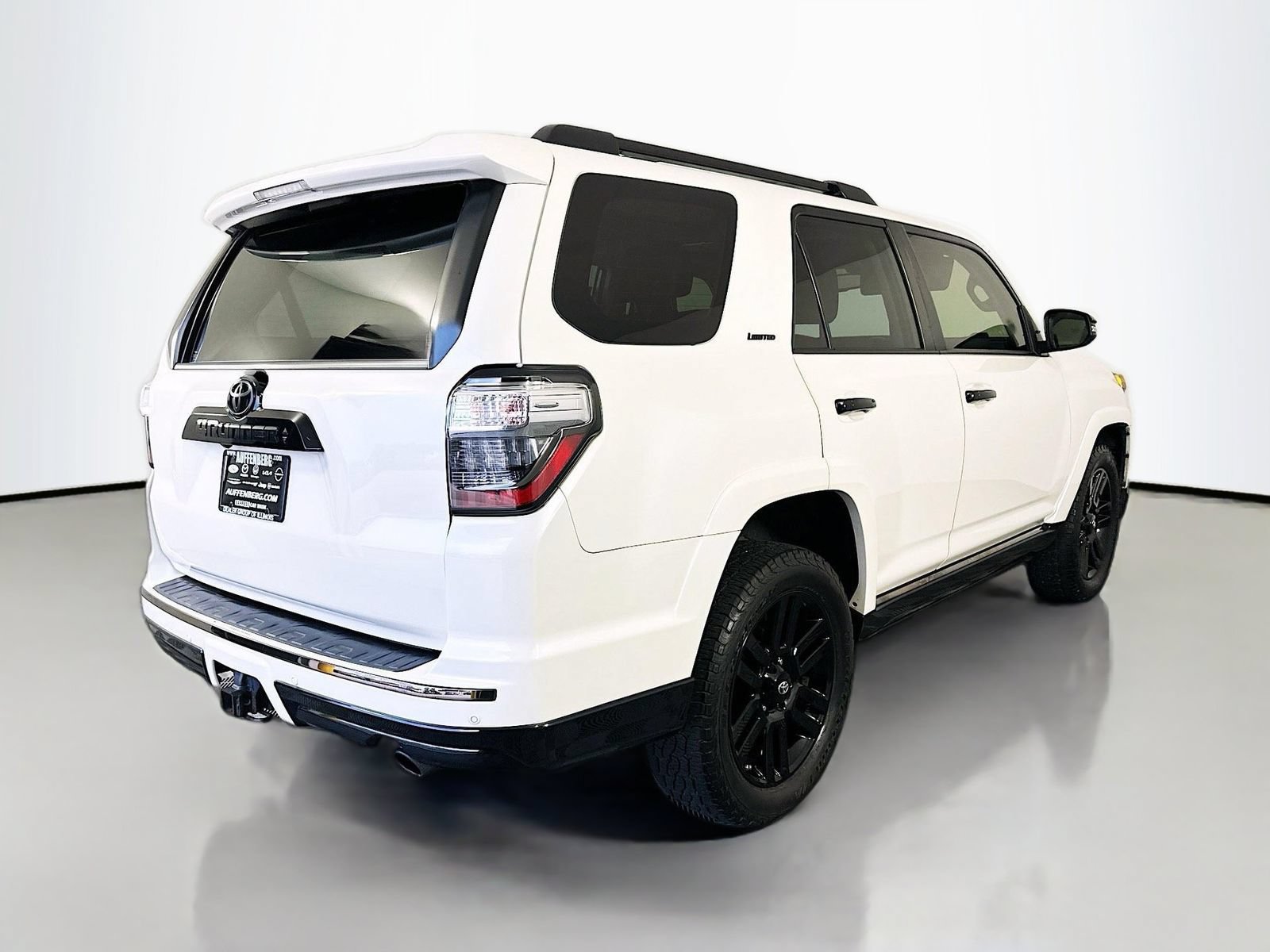 Used 2021 Toyota 4Runner Nightshade AWD/4WD image 7