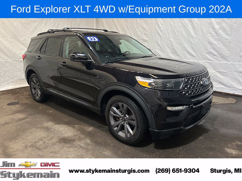 Used 2022 Ford Explorer XLT w/ XLT Sport Appearance Package AWD/4WD image 1