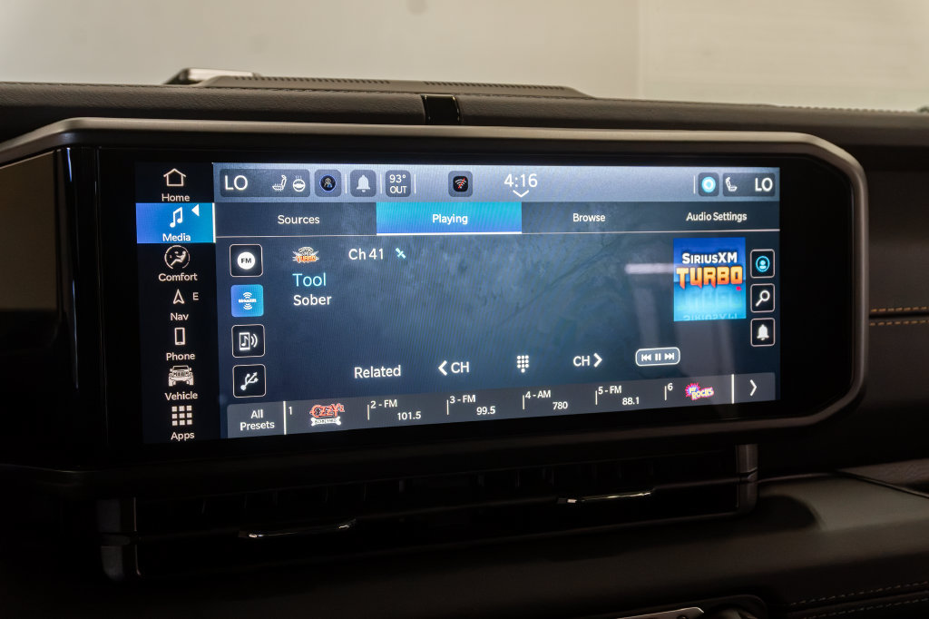 New 2027 Jeep Wrangler Unlimited Sahara AWD/4WD image 18