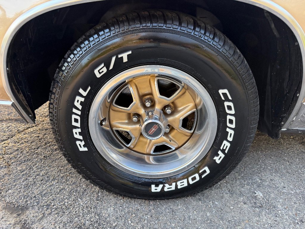 Used 1987 Oldsmobile Cutlass Supreme Brougham image 10