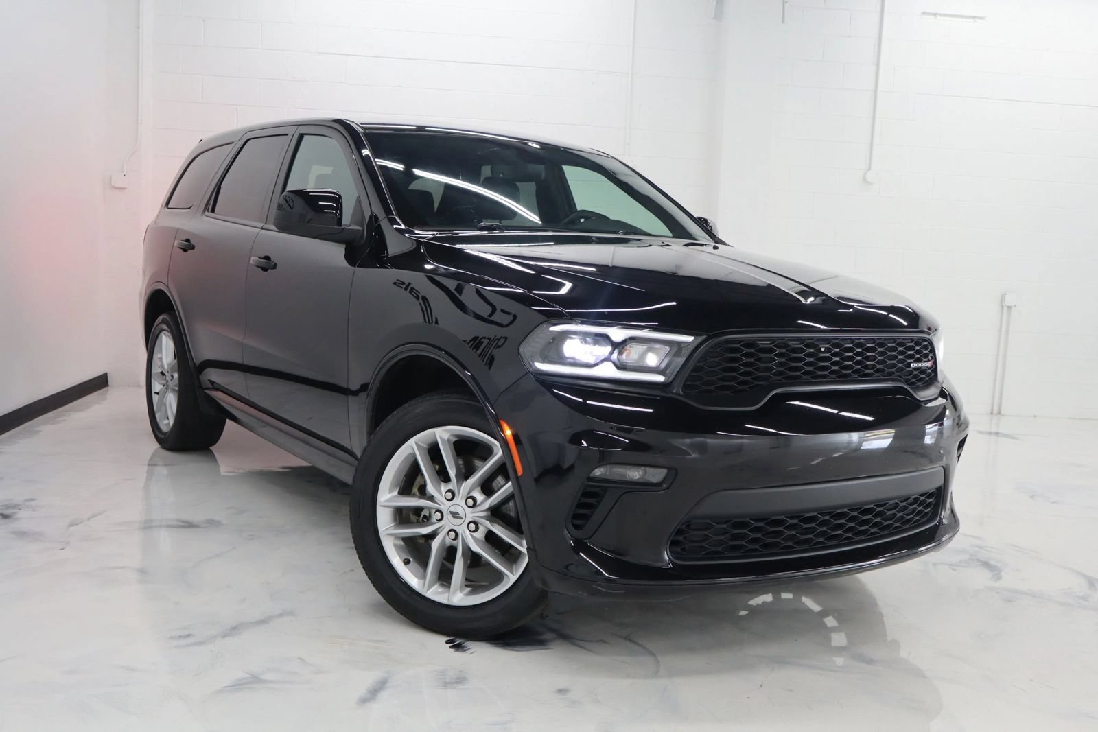 Used 2022 Dodge Durango GT w/ Trailer Tow Group IV AWD/4WD image 2