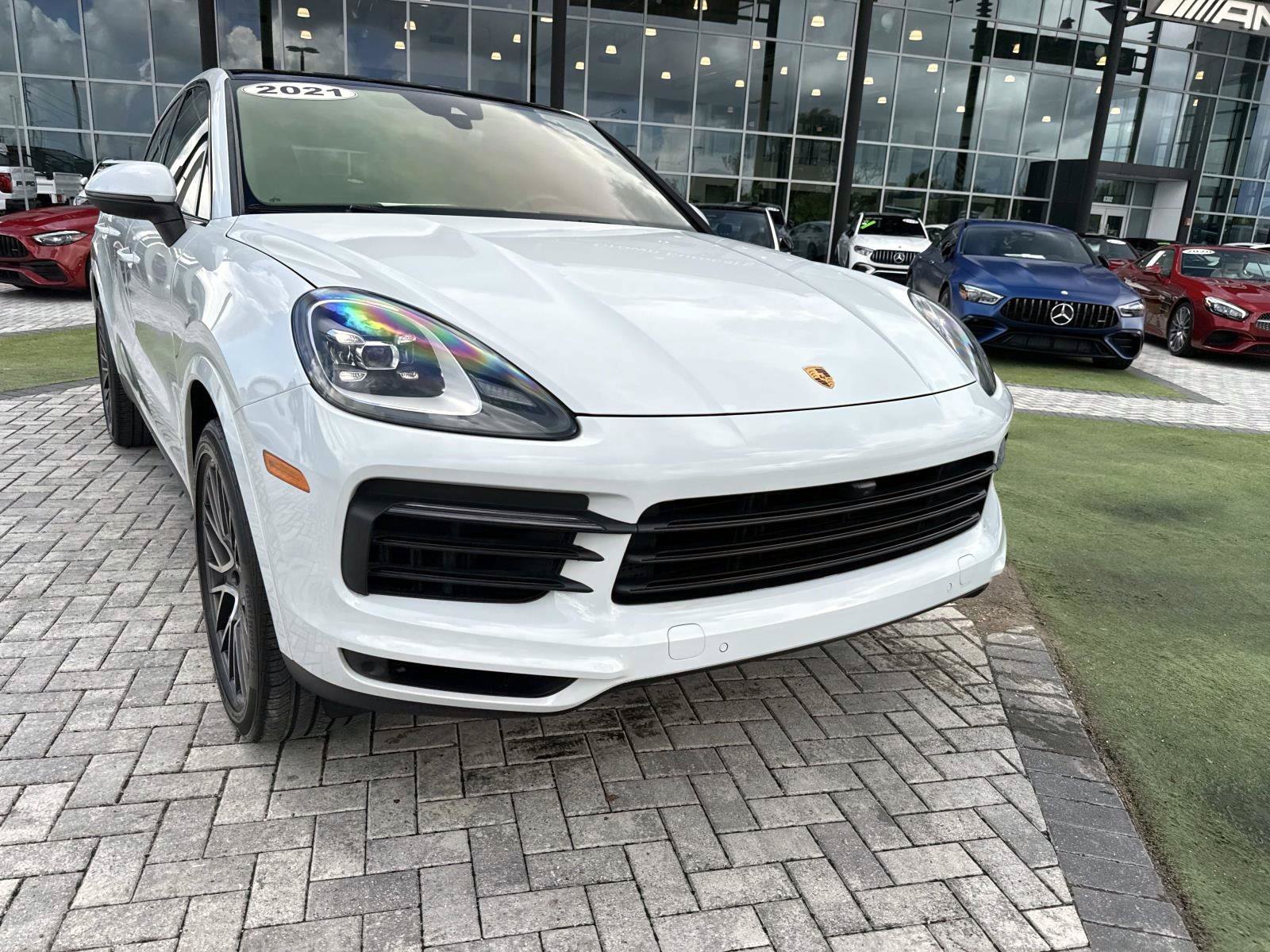 Used 2021 Porsche Cayenne Coupe w/ Premium Package AWD/4WD image 8