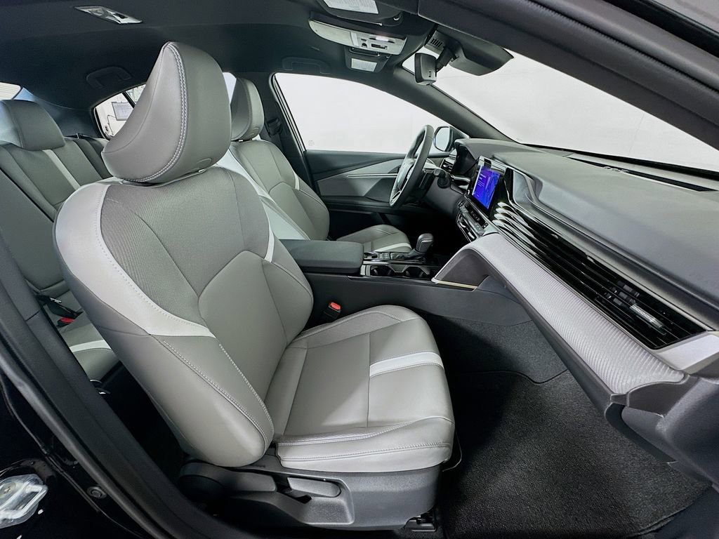 Certified 2025 Toyota Camry SE image 28