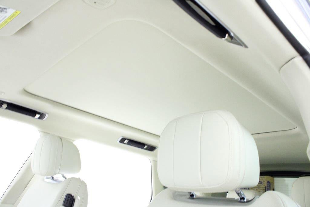 Used 2023 Land Rover Range Rover SE AWD/4WD image 31