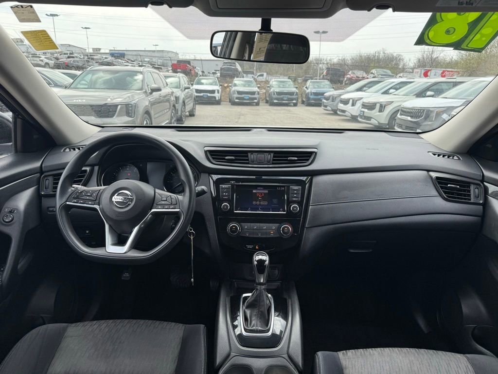Used 2018 Nissan Rogue S image 26