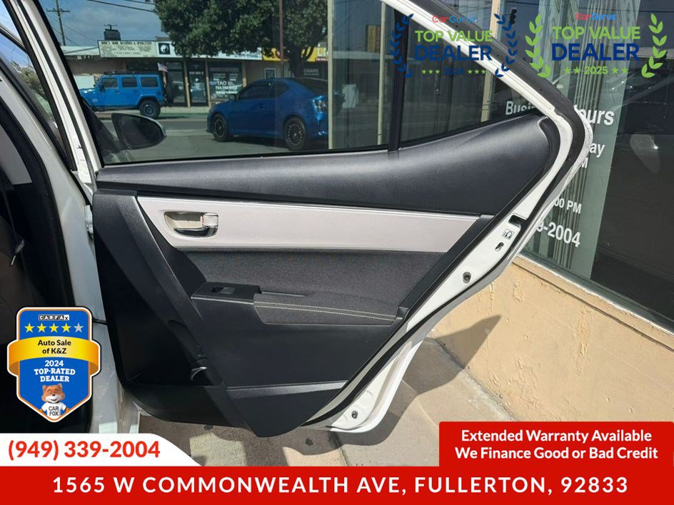 Used 2017 Toyota Corolla LE w/ Carpet Mat Package (TMS) FWD image 27