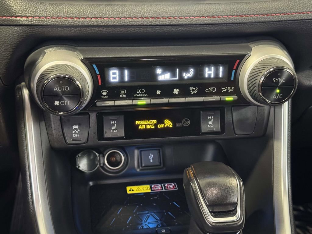 Used 2022 Toyota RAV4 XSE w/ Weather Package image 23