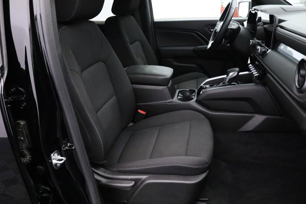 Used 2024 Chevrolet Colorado LT w/ LT Convenience Package II image 13