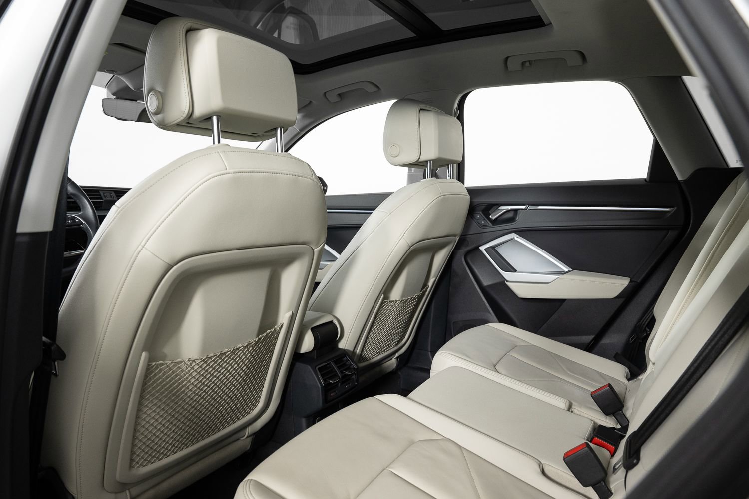 Used 2021 Audi Q3 2.0T Premium Plus w/ Premium Plus Package image 19