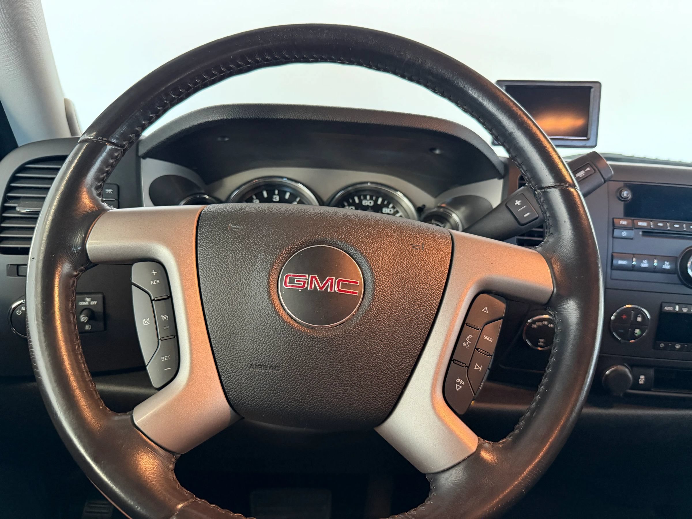 Used 2013 GMC Sierra 1500 SLE AWD/4WD image 12