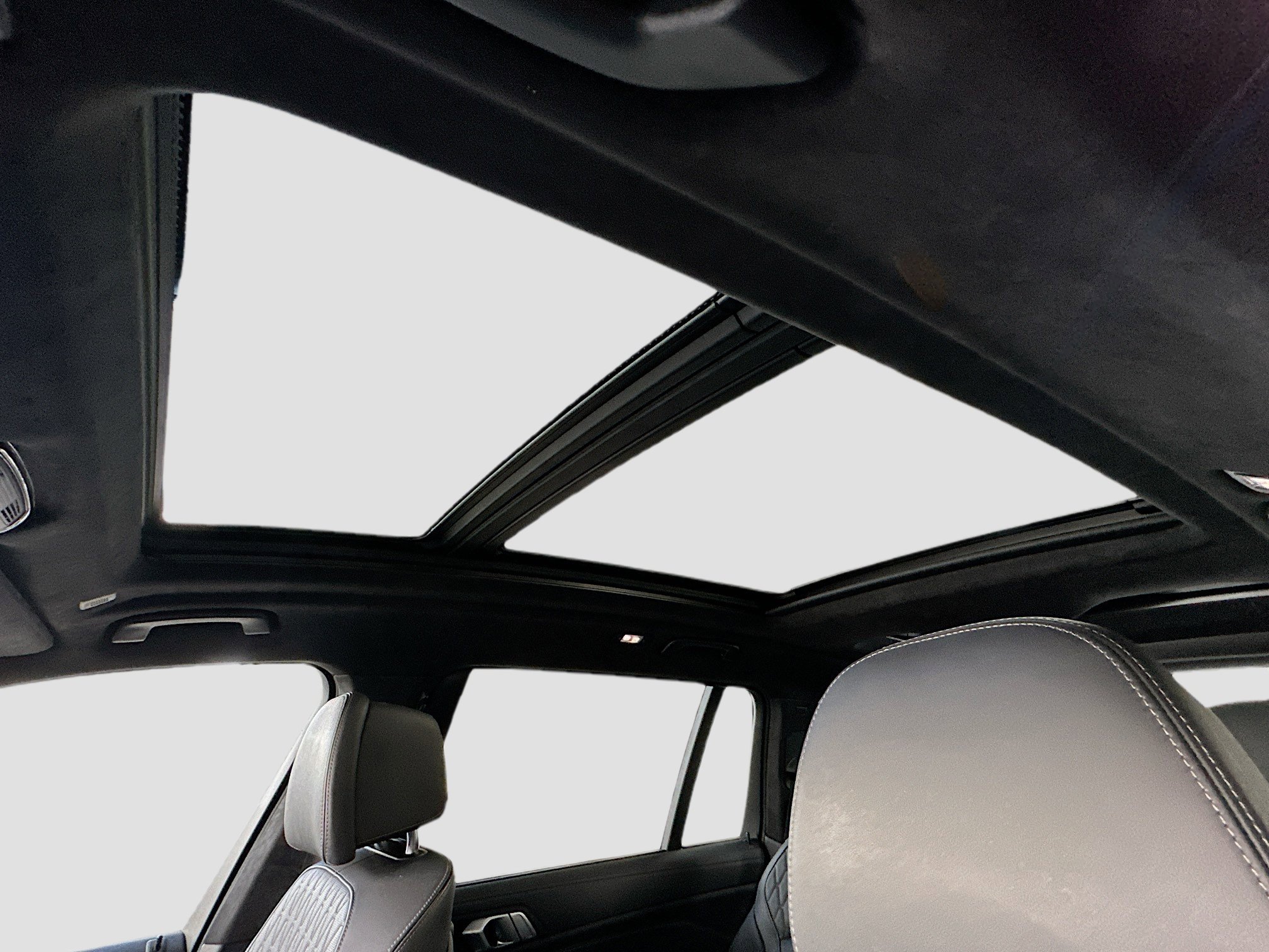 Certified 2022 BMW X7 M50i image 23