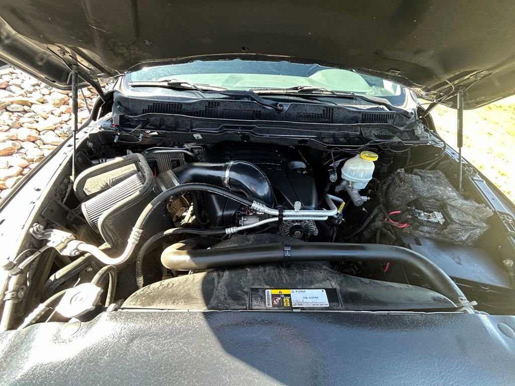 Used 2017 RAM 1500 Express AWD/4WD image 32