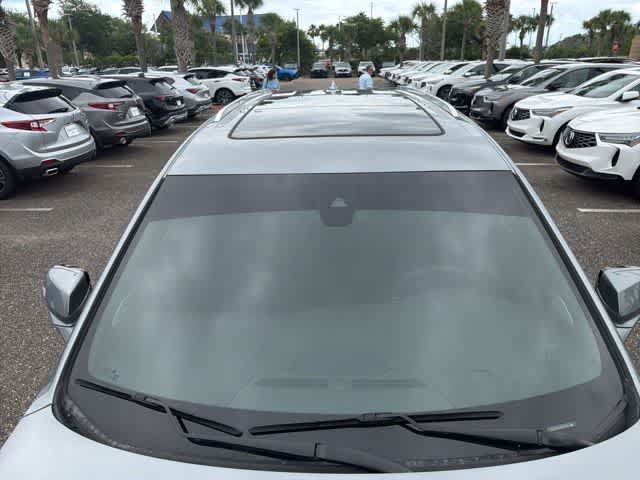 Used 2025 Cadillac XT6 Premium Luxury w/ LPO, Floor Liner Package FWD image 19