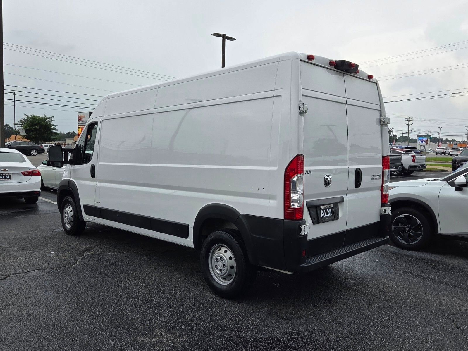Used 2023 RAM ProMaster 2500 FWD image 6