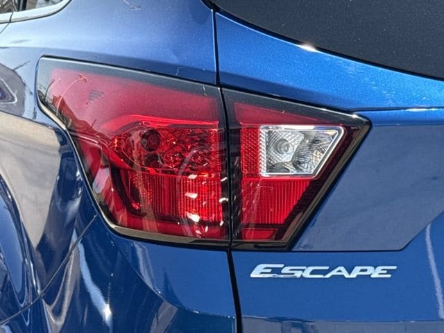Used 2019 Ford Escape SE AWD/4WD image 6