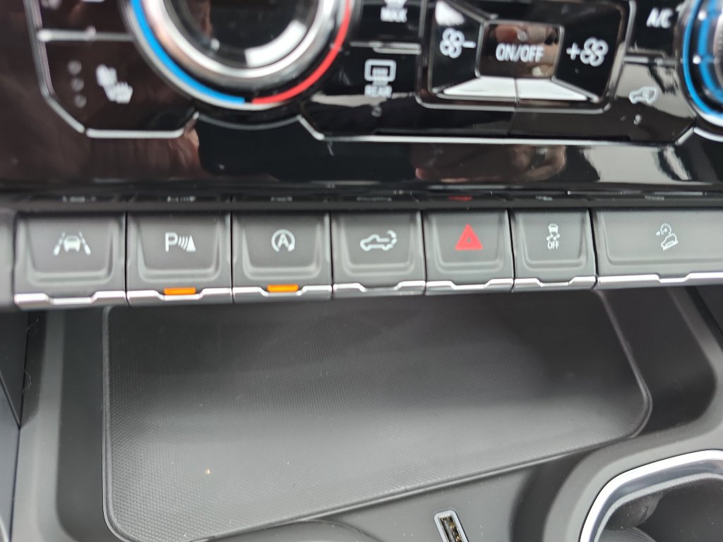 New 2026 GMC Sierra 1500 Denali w/ Denali Reserve Package image 30