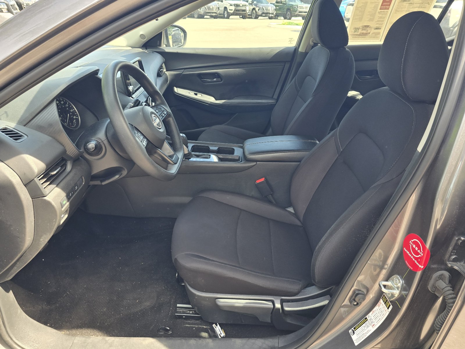 Certified 2025 Nissan Kicks SR w/ Illumination Package FWD image 12