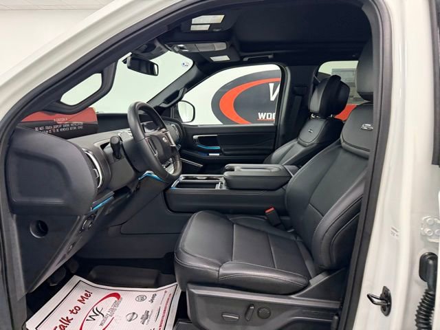 New 2026 Ford Expedition Max Platinum image 11