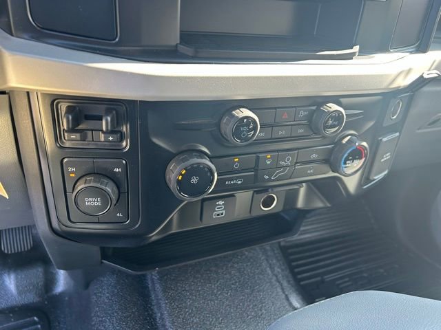 New 2026 Ford F350 XL w/ XL Chrome Package image 26