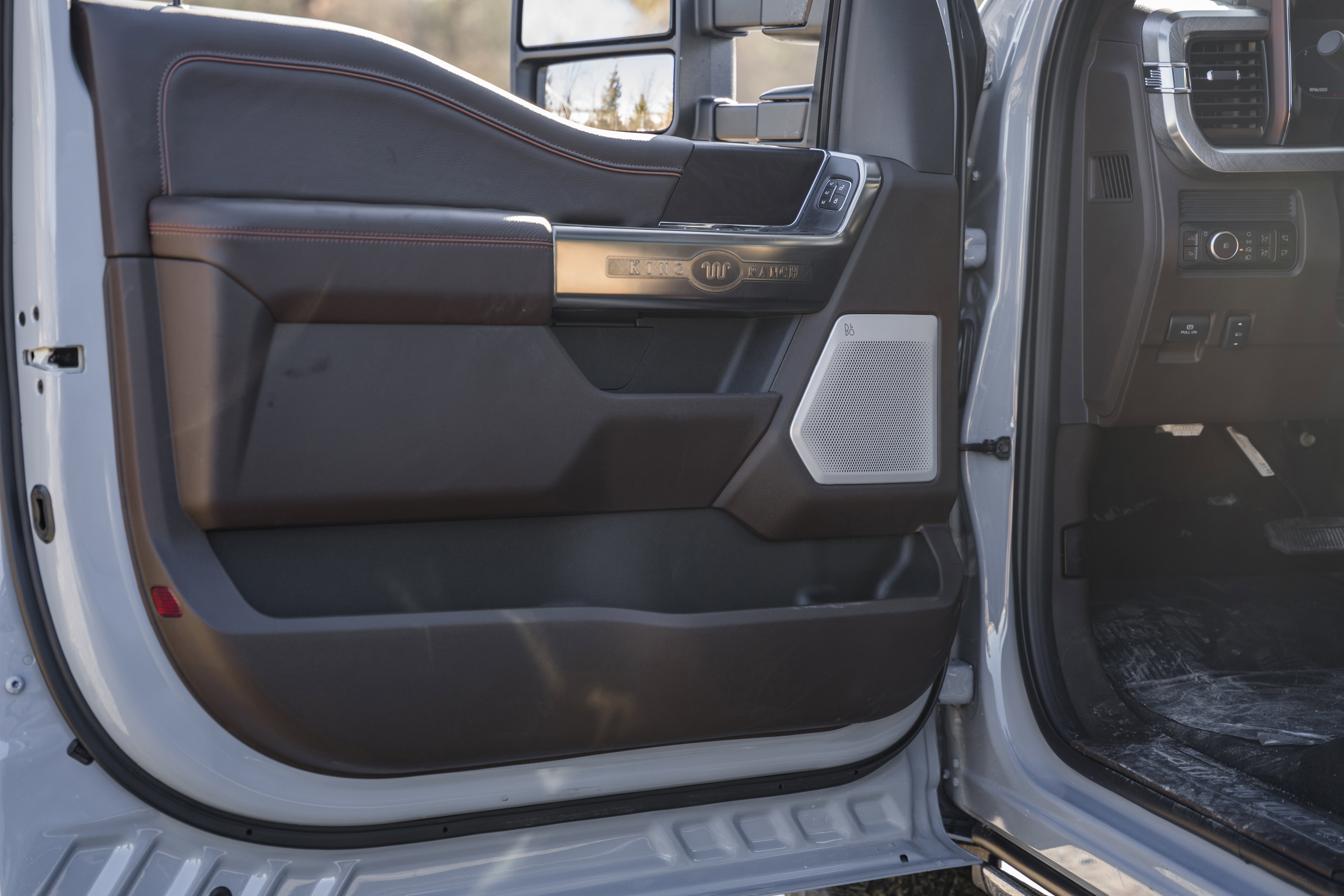 New 2026 Ford F350 King Ranch w/ Chrome Package image 47