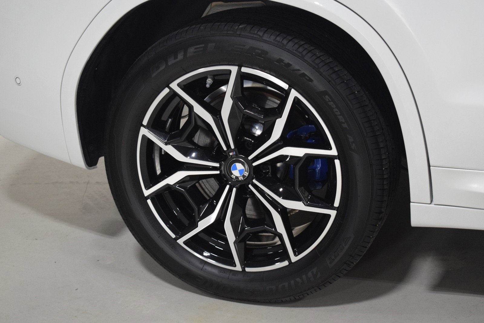 Used 2023 BMW X3 M40i image 15