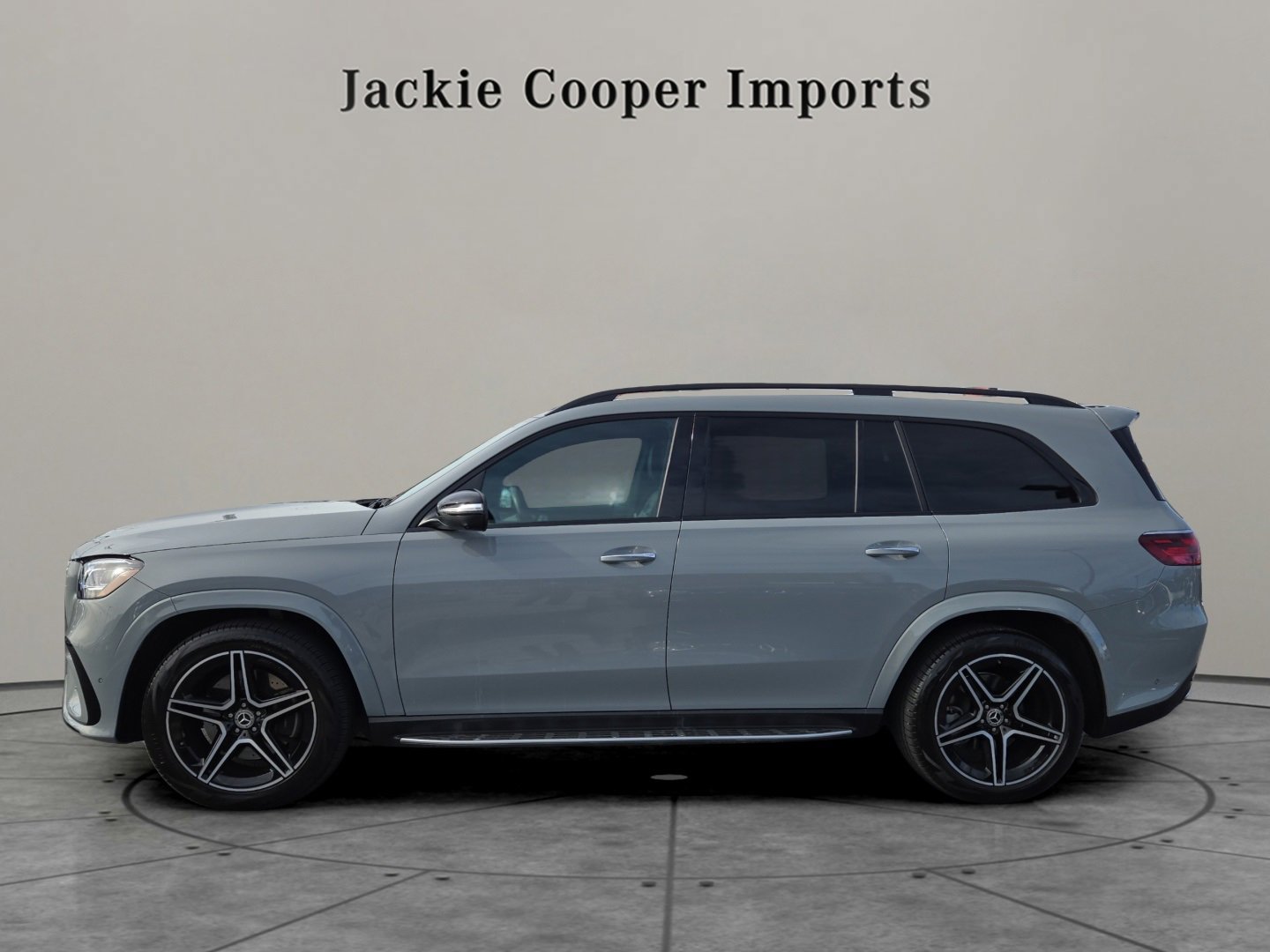 Certified 2025 Mercedes-Benz GLS 450 GLS 450 image 2