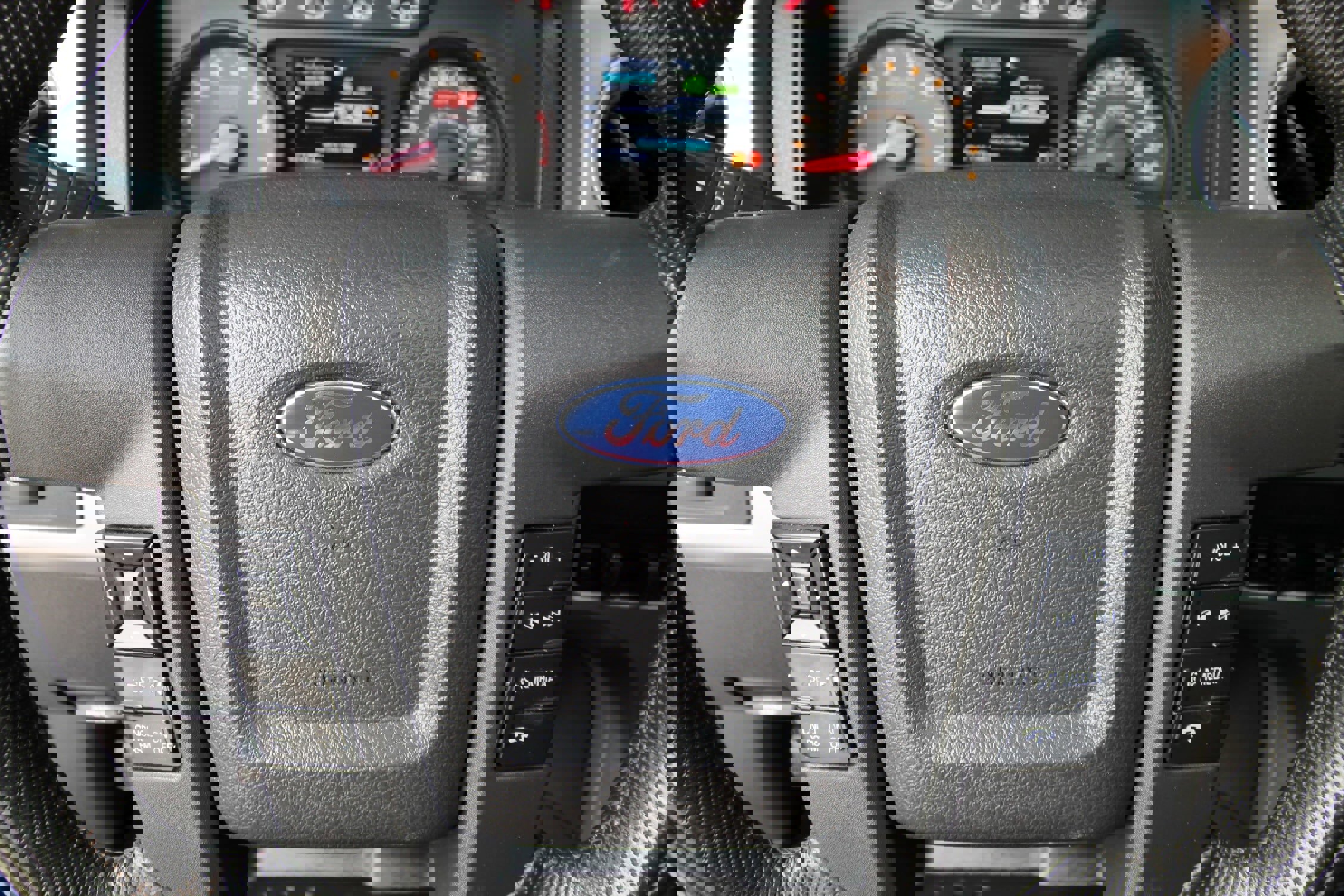 Used 2013 Ford F150 Raptor w/ Luxury Equipment Group image 28