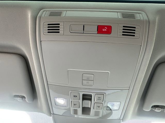 Used 2024 Volkswagen Taos SE image 42