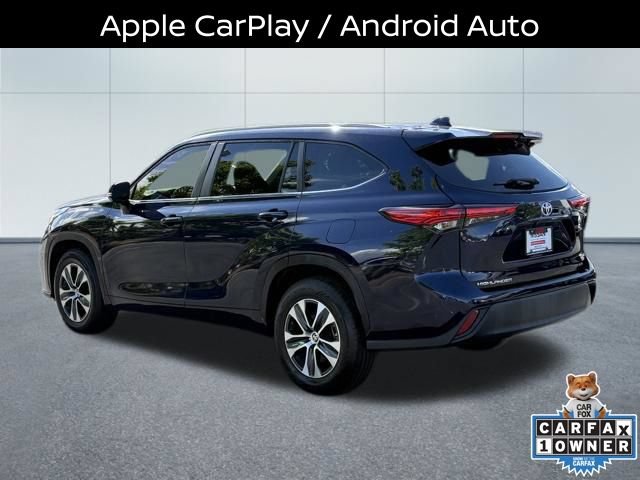Used 2023 Toyota Highlander XLE FWD image 8