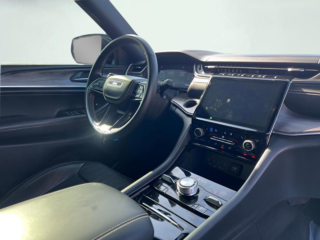 Used 2022 Jeep Grand Cherokee L Overland image 36