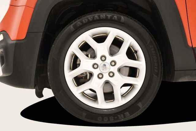 Used 2018 Jeep Renegade Latitude image 8