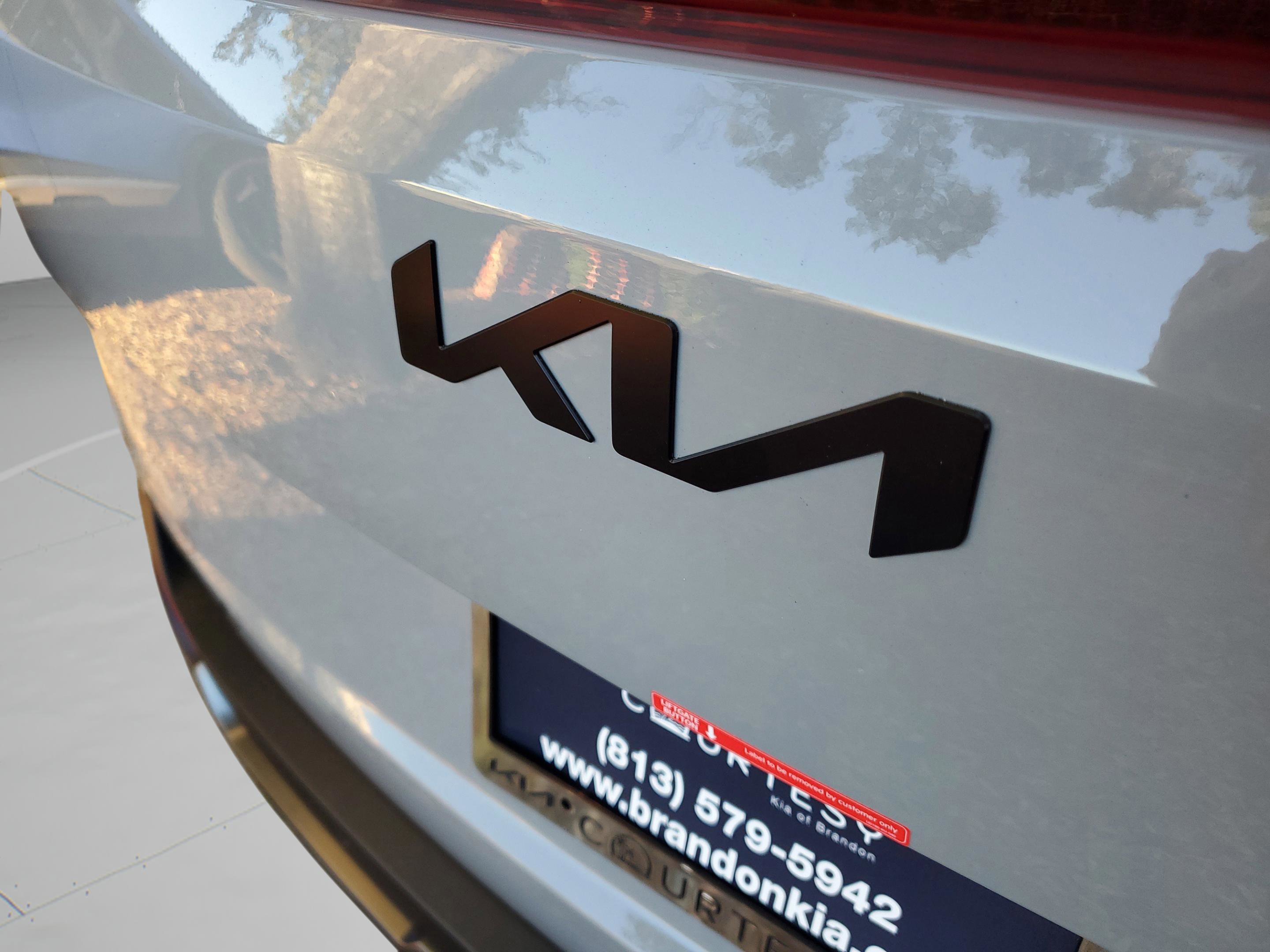 New 2026 Kia Carnival SX Prestige FWD image 28