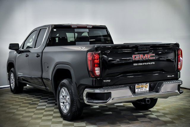 New 2025 GMC Sierra 1500 SLE w/ Preferred Package video 4