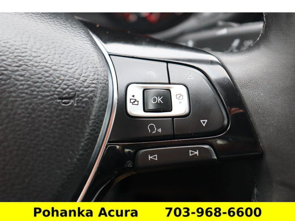 Used 2021 Volkswagen Passat 2.0T SE image 12