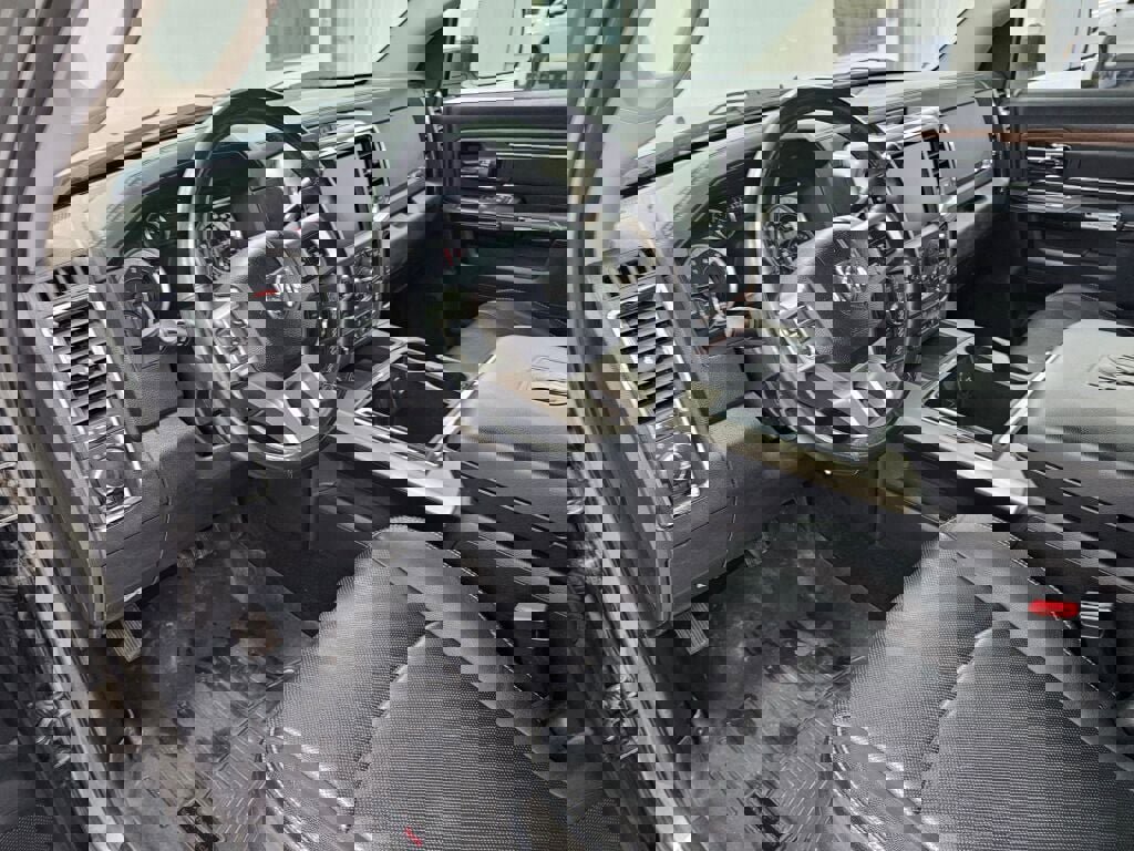 Used 2013 RAM 2500 Laramie w/ Cold Weather Group AWD/4WD image 29