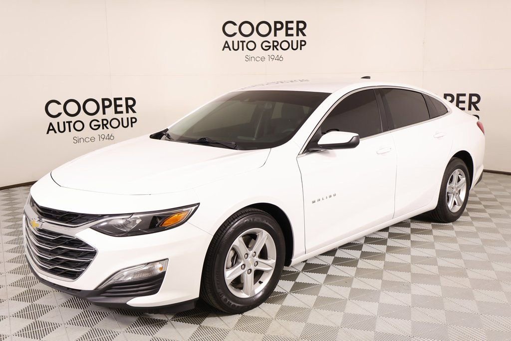 Used 2025 Chevrolet Malibu LS image 9
