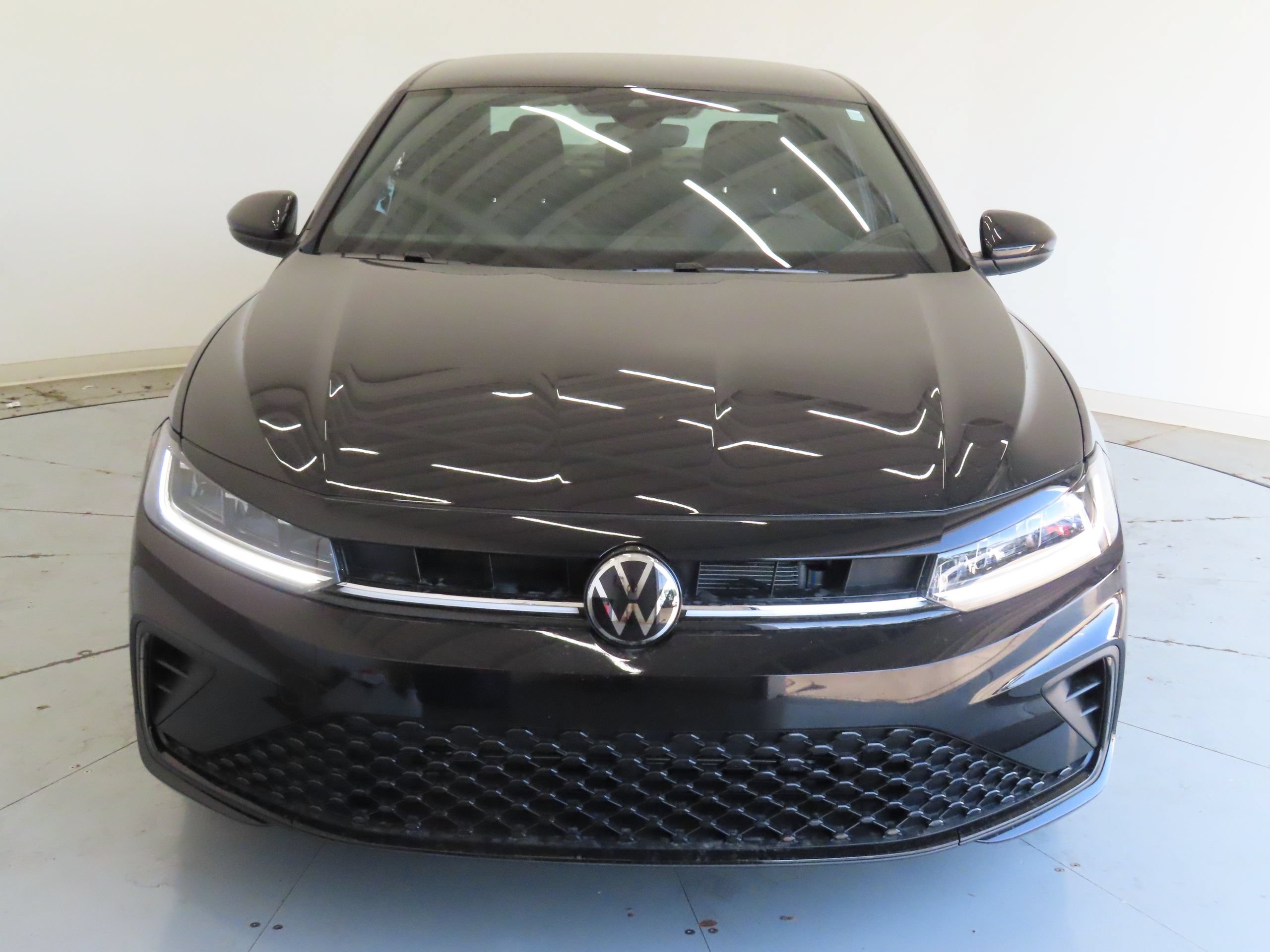New 2026 Volkswagen Jetta Sport FWD image 9