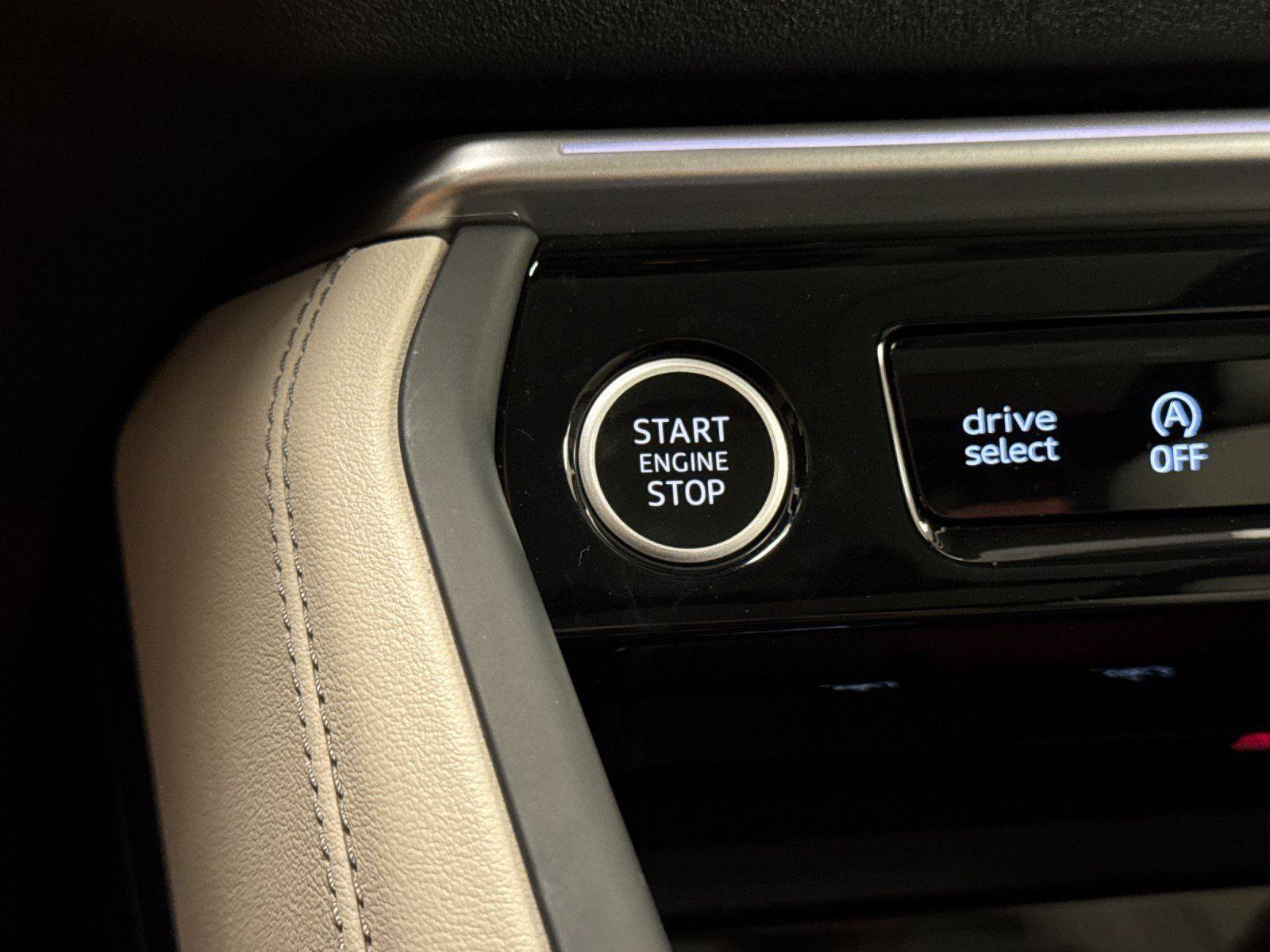 Certified 2025 Audi Q5 Premium w/ Convenience Package image 23