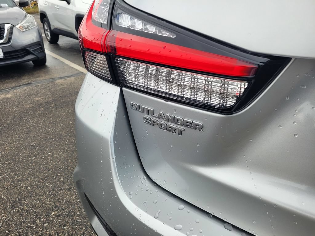 Used 2024 Mitsubishi Outlander Sport ES AWD/4WD image 6