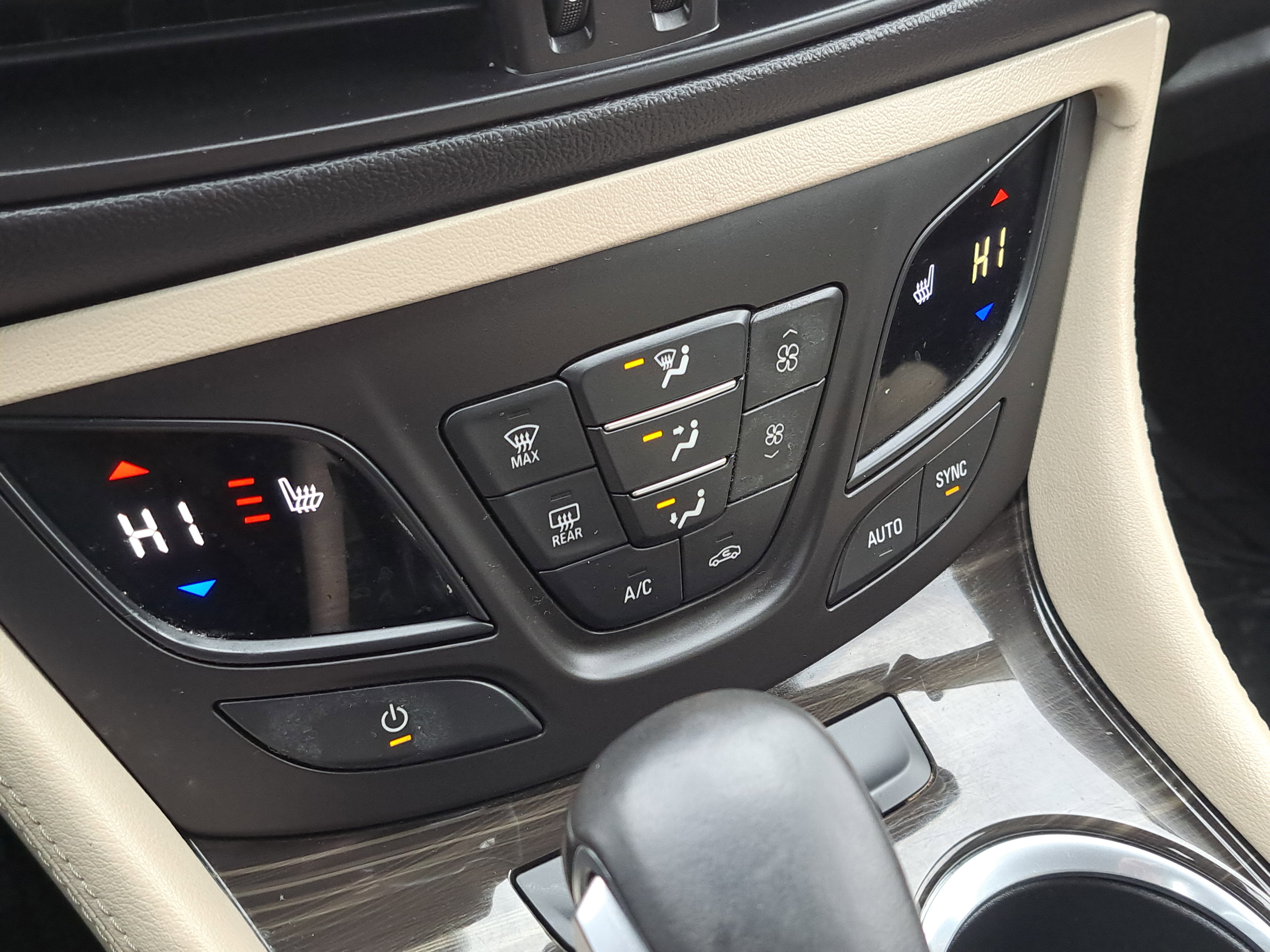 Used 2020 Buick Envision Preferred image 23